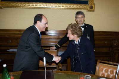 Clicca qui per accedere alla galleria Il_Presidente_Schifani_con_Giuseppa_Cassaniti_presidente_nazionale_dellAIFVS.jpg